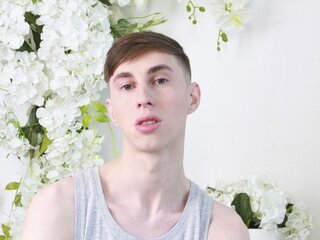 AdamBrittle shows camshow cam